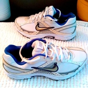 Nike Dart 2 women's size 9.5